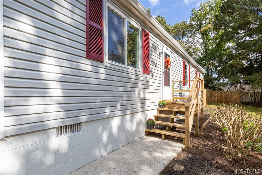 16109 Mistora Road Chester, VA 23831 - Photo 2 of 26
