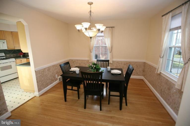 9615 Clearview Place Silver Spring, MD 20901 - Photo 30 of 30 Dining Room