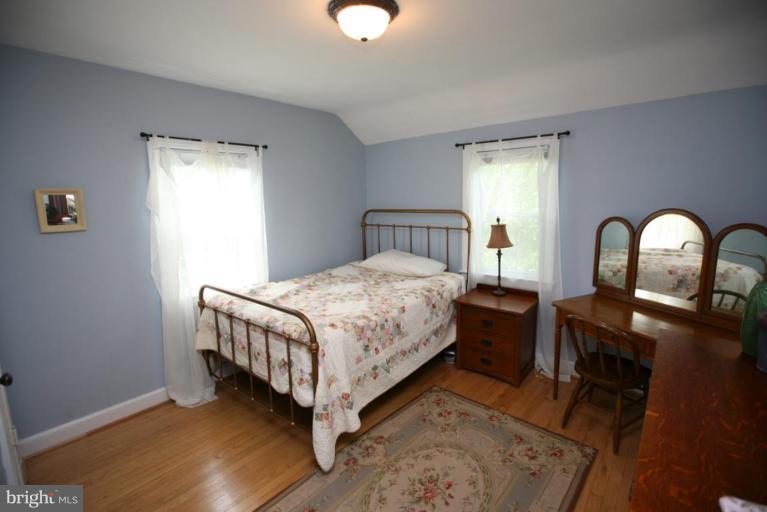 9615 Clearview Place Silver Spring, MD 20901 - Photo 9 of 30 Bedroom #1