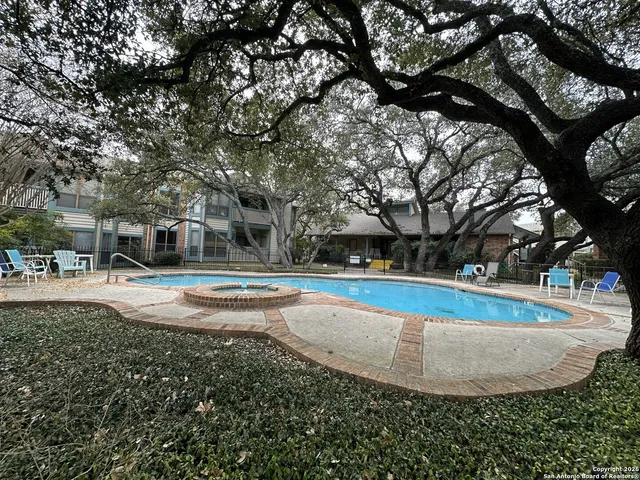 $1,195 | 4839 Brandeis Street, Unit 422, San Antonio, TX 78249