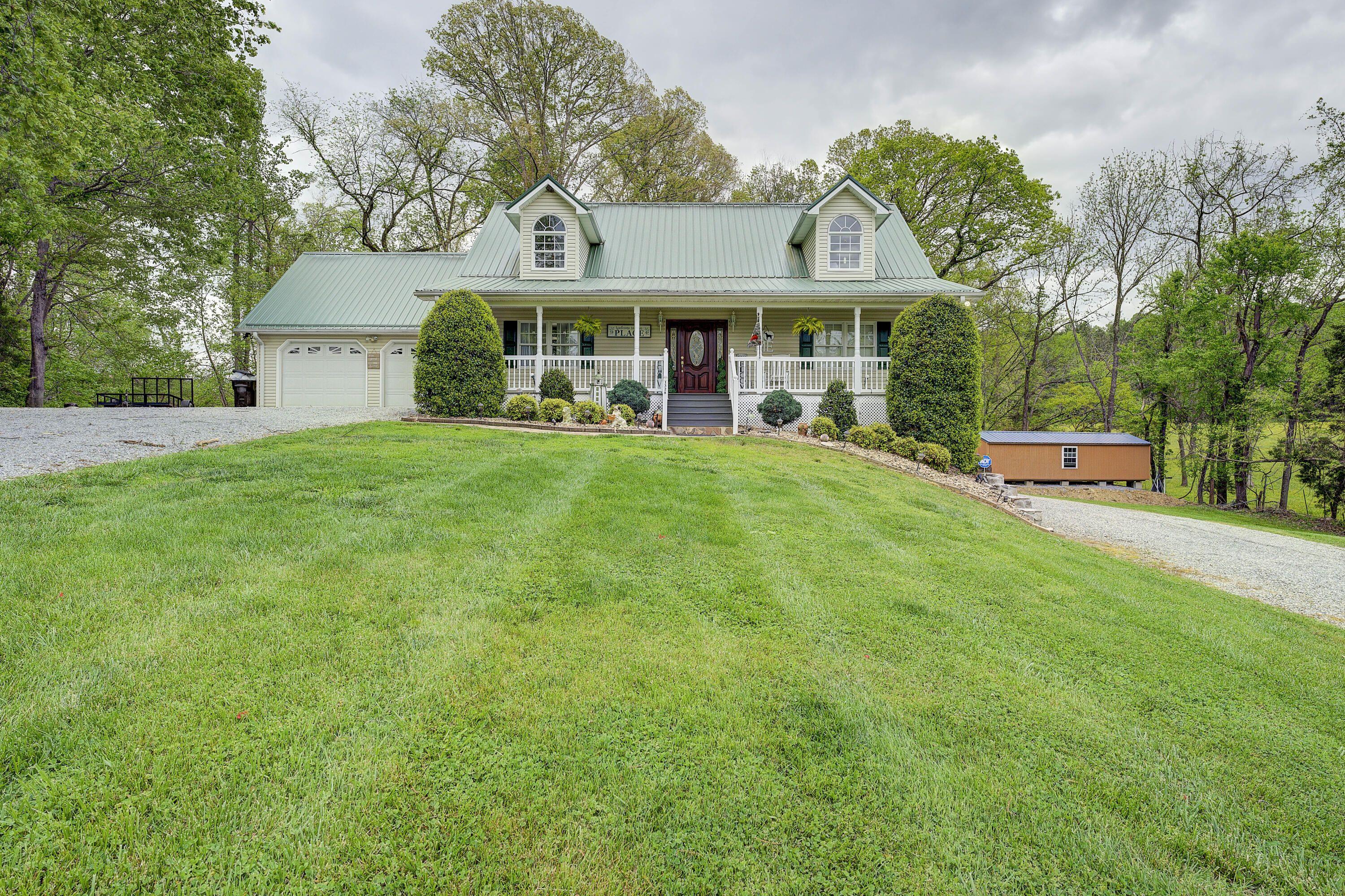 1328 Walnut Grove Road Bluff City, TN 37618 - Photo 2 of 63 Walnut-62
