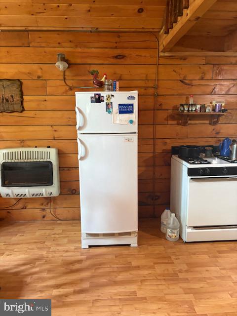 557 11 Road Clarence, PA 16829 - Photo 10 of 22 Propane refrigerator/stove