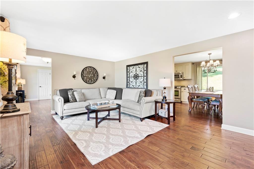 2324 Mill Grove Road Pittsburgh, PA 15241 - Photo 4 of 25 Gallery Image 4