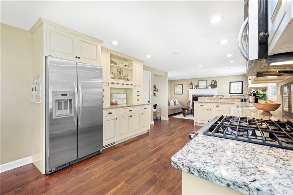 2324 Mill Grove Road Pittsburgh, PA 15241 - Photo 6 of 25 Gallery Image 6