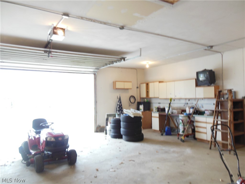 7703 Lake Road East Madison, OH 44057 - Photo 32 of 35 Gallery Image 32