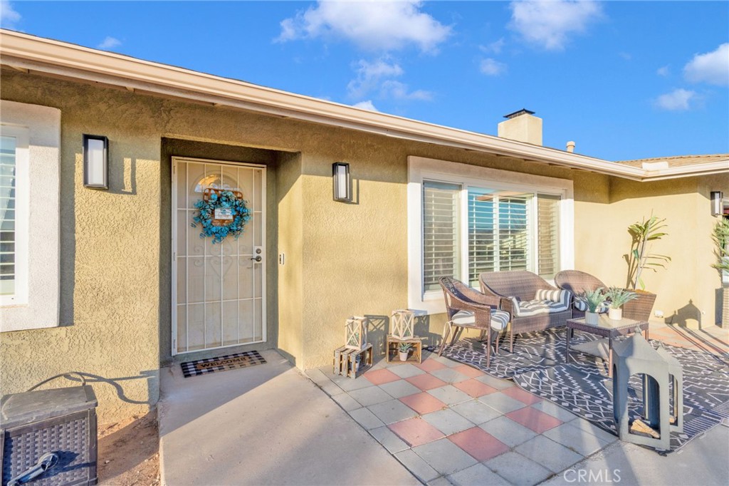 21940 Carlisle Road Apple Valley, CA 92307 - Photo 5 of 32 a outdoor space with furniture