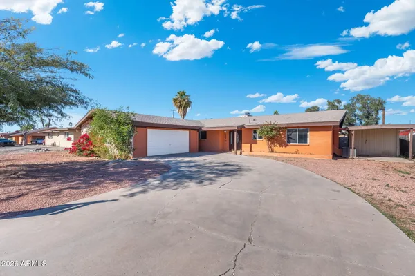 $379,900 | 1126 East Laurel Drive, Casa Grande, AZ 85122