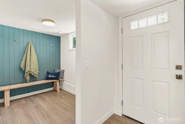 $665,000 | 12077 75th Avenue South, Seattle, WA 98178