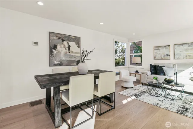 $665,000 | 12077 75th Avenue South, Seattle, WA 98178