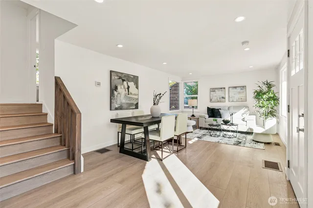 $665,000 | 12077 75th Avenue South, Seattle, WA 98178