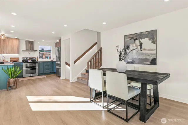 $665,000 | 12077 75th Avenue South, Seattle, WA 98178