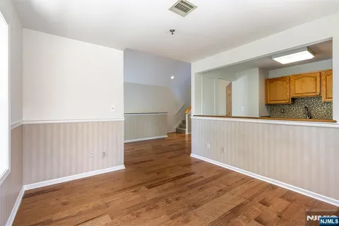$479,000 | 200 Cambridge Court, Unit G100, Clifton, NJ 07014
