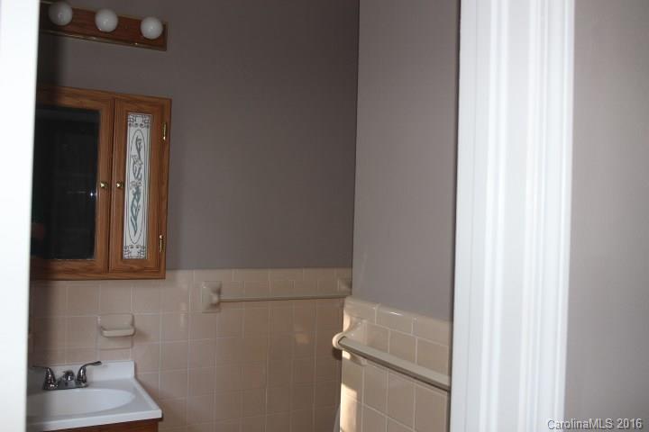 1701 Richey Road Taylorsville, NC 28681 - Photo 13 of 24 Gallery Image 13
