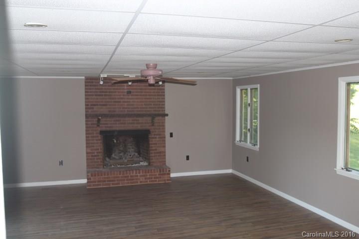 1701 Richey Road Taylorsville, NC 28681 - Photo 4 of 24 Gallery Image 4