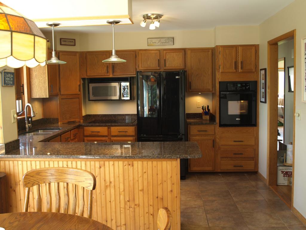 136 Shaw Mansion Road Waterbury, VT 05677 - Photo 2 of 10 Gallery Image 2