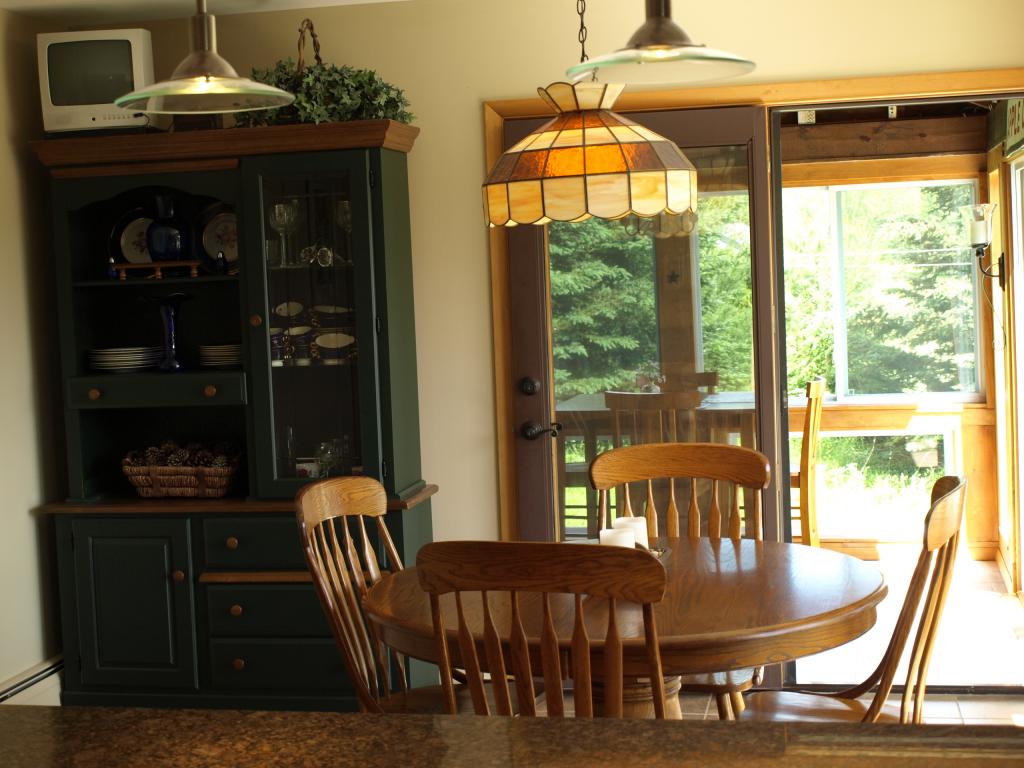 136 Shaw Mansion Road Waterbury, VT 05677 - Photo 3 of 10 Gallery Image 3