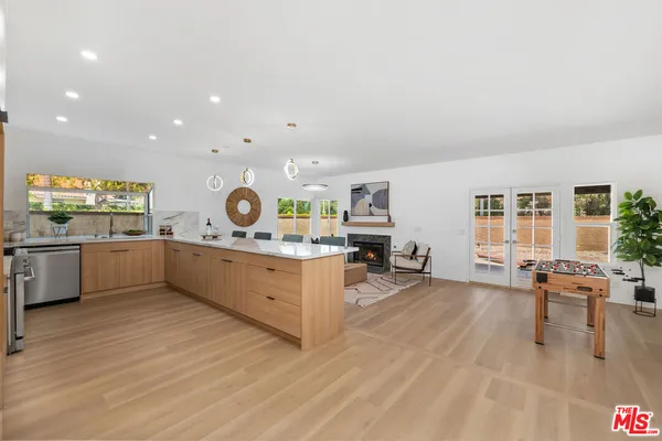 $1,350,000 | 3240 Casino Drive, Thousand Oaks, CA 91362