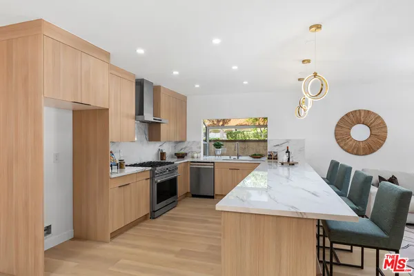 $1,350,000 | 3240 Casino Drive, Thousand Oaks, CA 91362