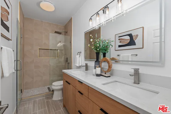 $1,350,000 | 3240 Casino Drive, Thousand Oaks, CA 91362