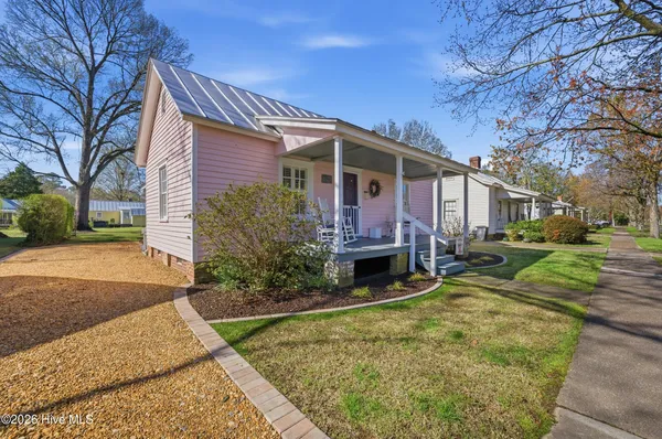 $449,000 | 410 Phillips Street, Edenton, NC 27932