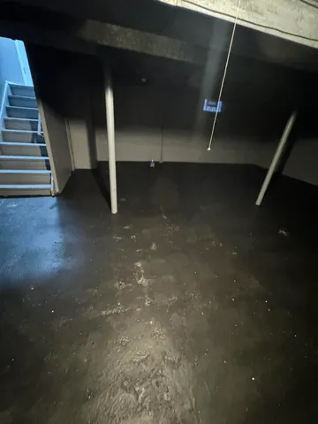 $139,999 | 19138 Tireman Avenue, Detroit, MI 48228