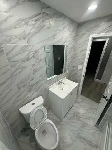 $139,999 | 19138 Tireman Avenue, Detroit, MI 48228