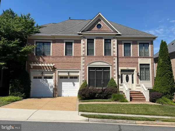 $1,900,000 | 8421 Falcone Pointe Way, Vienna, VA 22182