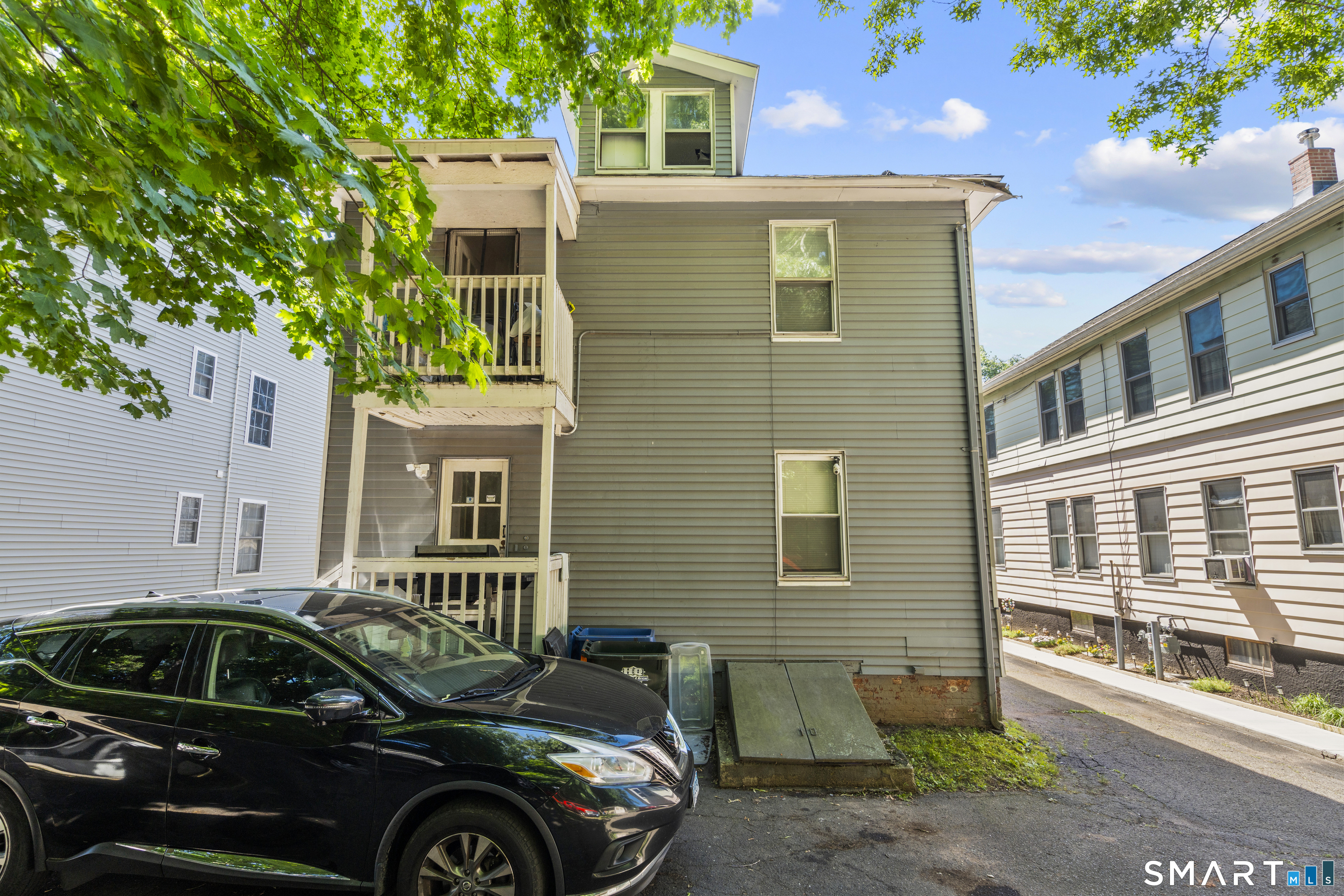 25 Prescott Street Meriden, CT 06450 - Photo 12 of 16