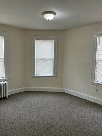 $1,900 | 180 Lewis Street, Unit 2, Lynn, MA 01902