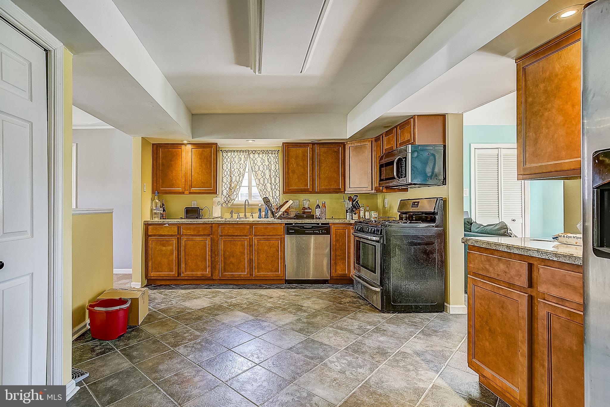 494 Dewey Road Bellmawr, NJ 08031 - Photo 9 of 26