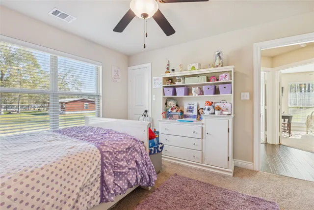 $790,000 | 118 Roosevelt Drive, Shepherd, TX 77371