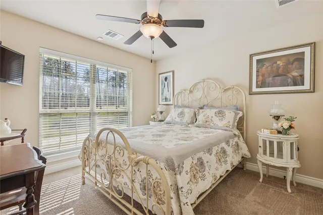 $790,000 | 118 Roosevelt Drive, Shepherd, TX 77371