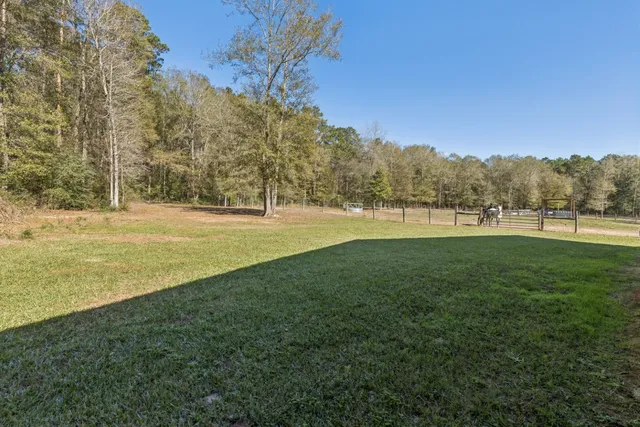 $790,000 | 118 Roosevelt Drive, Shepherd, TX 77371