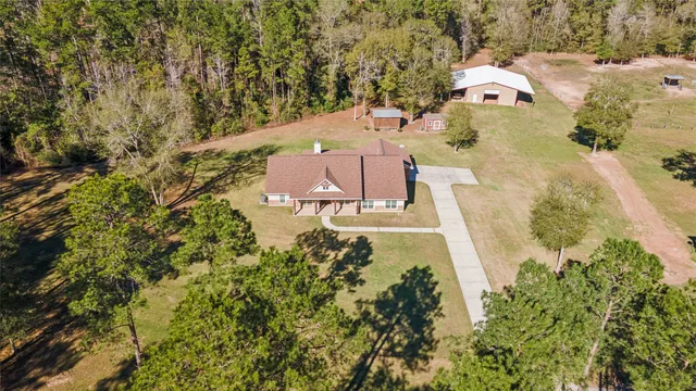 $790,000 | 118 Roosevelt Drive, Shepherd, TX 77371