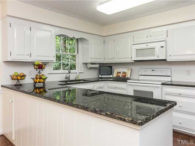 104 Queensferry Road Cary, NC 27511 - Photo 7 of 20 Kitchen