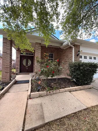 $2,300 | 23603 Maple Vista Lane, Spring, TX 77373
