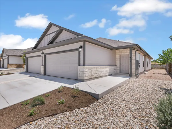 $2,000 | 406 Parkline Drive, Georgetown, TX 78626