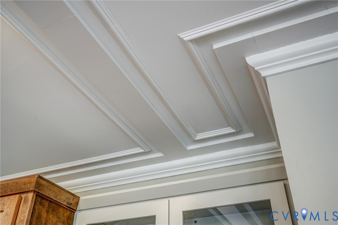 4312 Cary Street Road Richmond, VA 23221 - Photo 28 of 75 custom additional mouldings