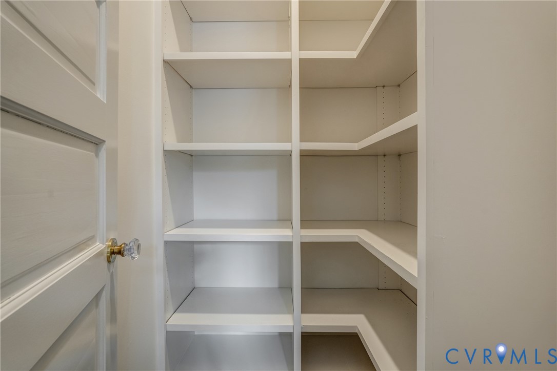 4312 Cary Street Road Richmond, VA 23221 - Photo 33 of 75 custom cabinetry