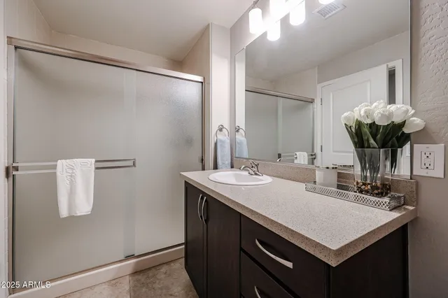 $544,000 | 5450 East Deer Valley Drive, Unit 1186, Phoenix, AZ 85054