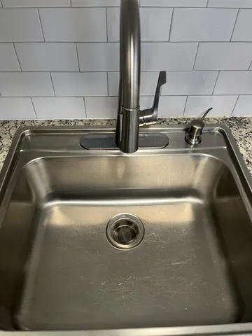 a close view of sink