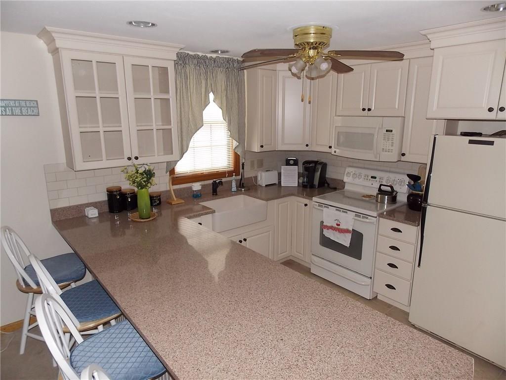 51 Beacon Street, Unit 2 York, ME 03909 - Photo 2 of 14 Photo