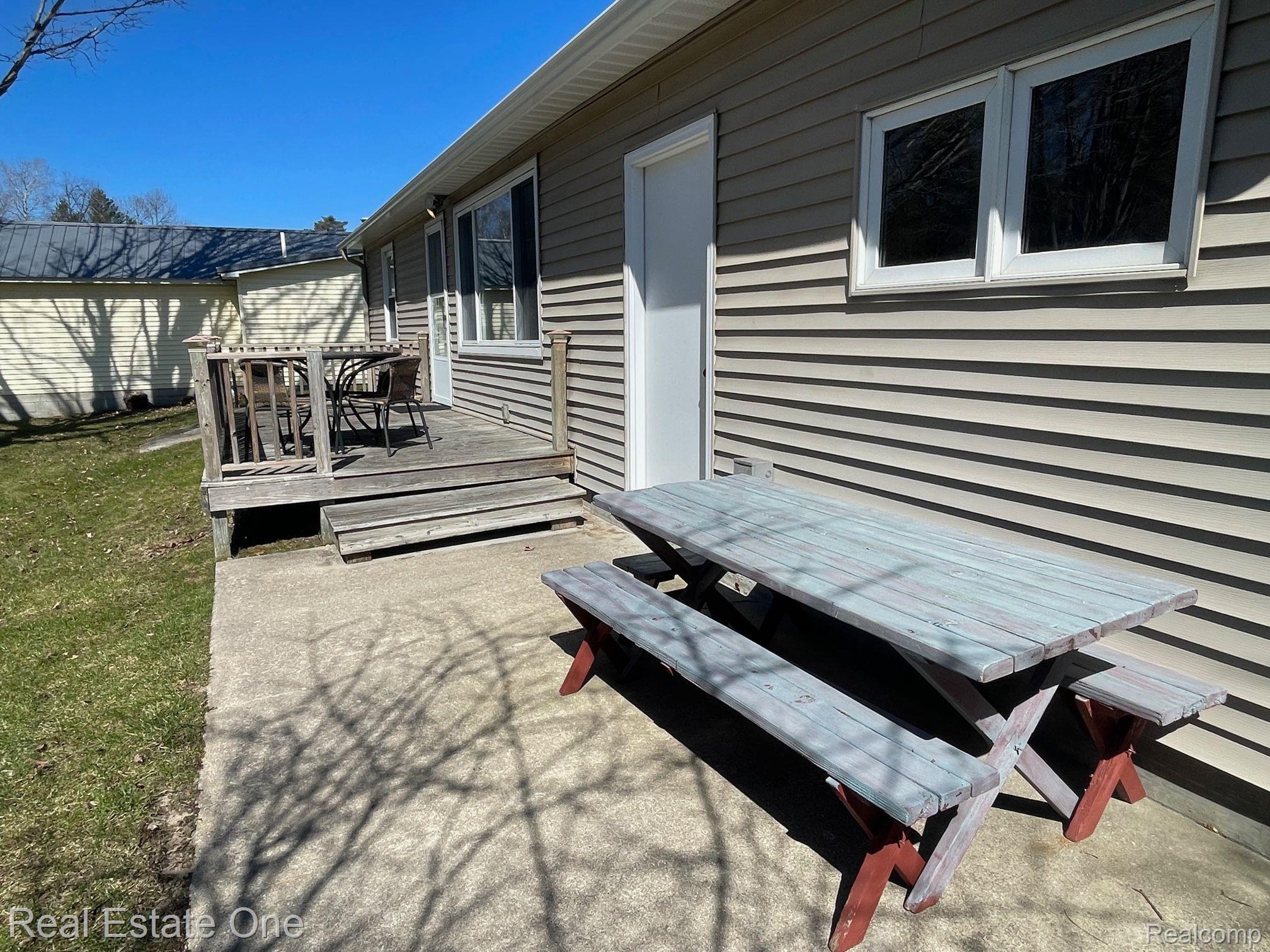 10541 Riverside Drive Honor, MI 49640 - Photo 23 of 36 Gallery Image 23