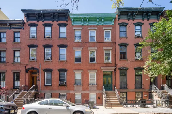 $2,700 | 710 Bloomfield Street, Unit 3, Hoboken, NJ 07030