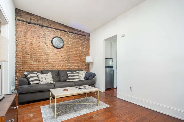 $2,700 | 710 Bloomfield Street, Unit 3, Hoboken, NJ 07030