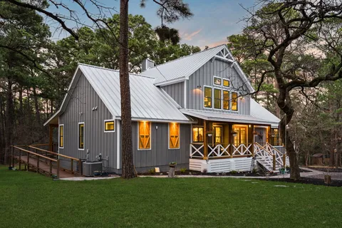 $850,000 | 120 Sage Cove, Bastrop, TX 78602