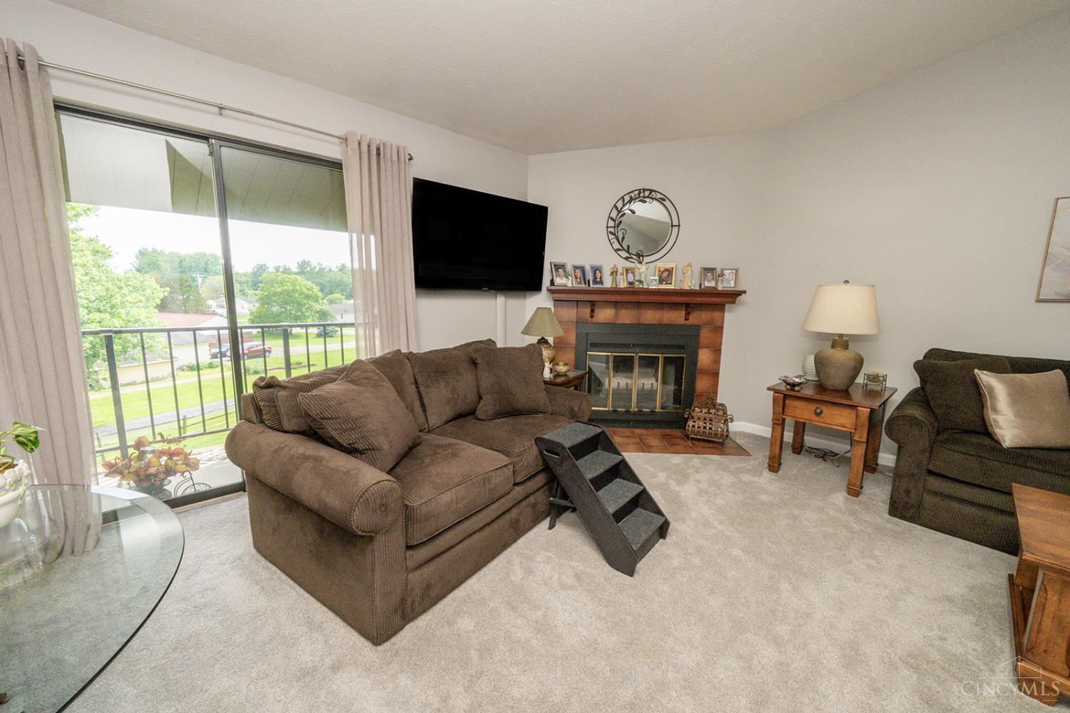 541 Davis Road, Unit 10 Cincinnati, OH 45255 - Photo 4 of 19