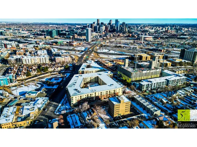 a picture of city view