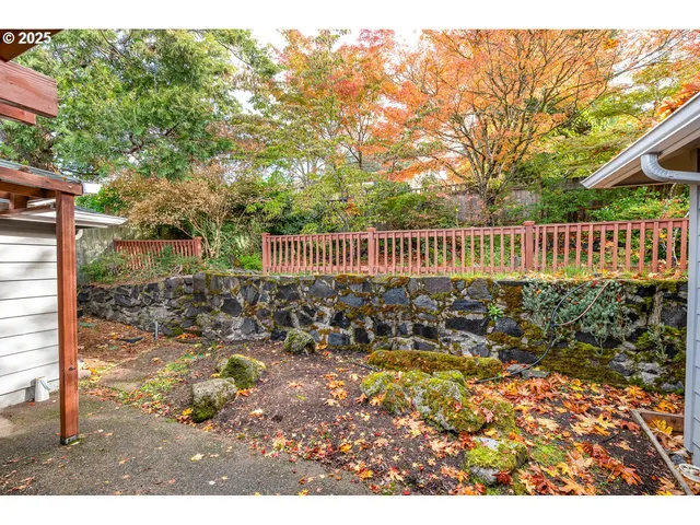 $580,000 | 2575 Chula Vista Boulevard, Eugene, OR 97403