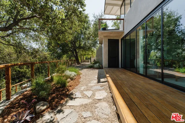 $2,775,000 | 910 Glen Oaks Boulevard, Pasadena, CA 91105